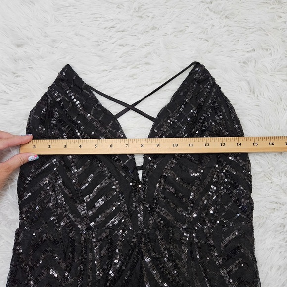 Lulus Women's Sz S Black Sequin Sleeveless‎ Plunge Neck Sexy Mini Dress Clubwear - Picture 8 of 10